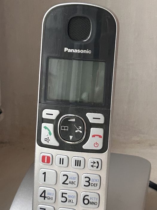 радиотелефон Panasonic KX-TGE510RUS
