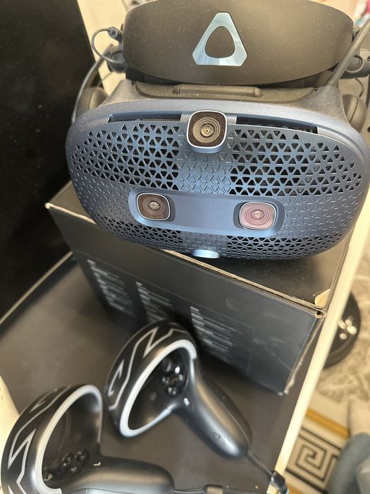 Система виртуальной реальности Vive cosmos