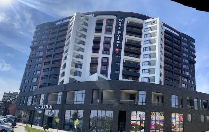 Продава се Тристаен апартамент в Пловдив, Младежки Хълм - 90 кв.м за 1218 €/кв.м - Снимка #1