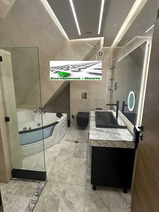 Продава се Тристаен апартамент в Пловдив, Мараша - 135 кв.м за 2660 €/кв.м - Снимка #9