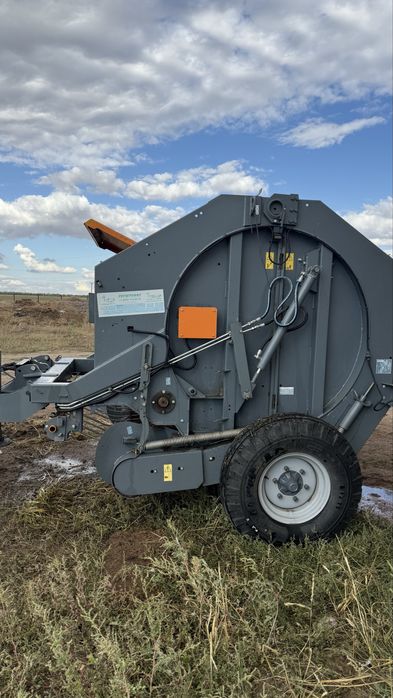 Продам прессподборщик JB 15