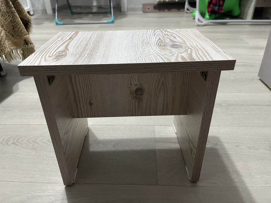 Продам 4 табуретки за 5000 тенге