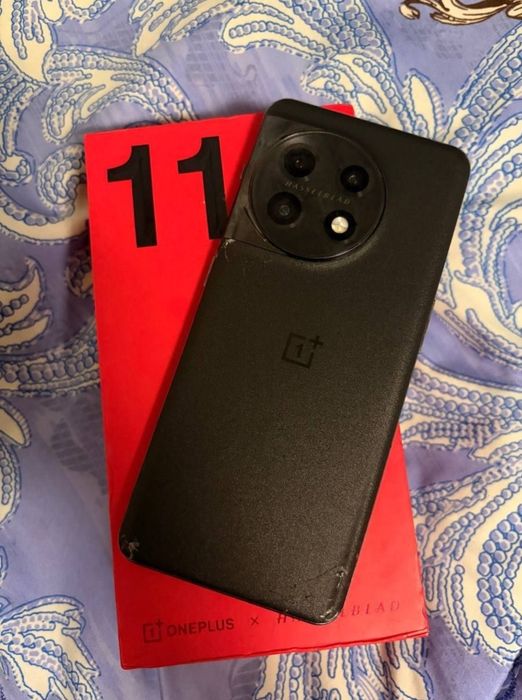 OnePlus 11 16/256 X Танцуй пантера