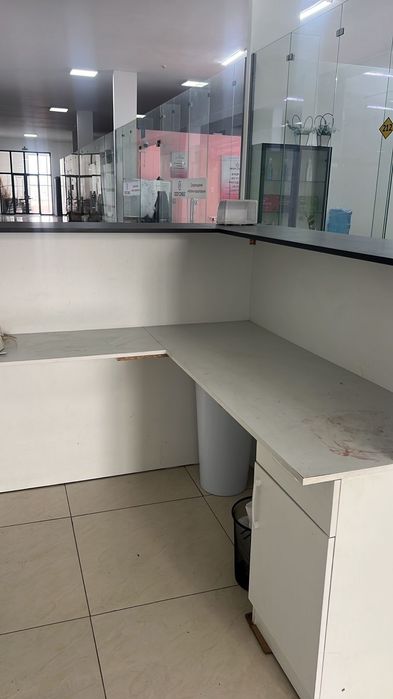 Продам ресепшн..