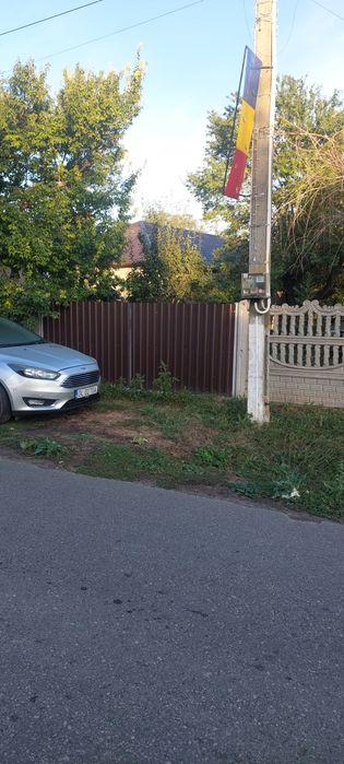 Casa locuibila cu 4600 mp teren in sat Dedulesti
