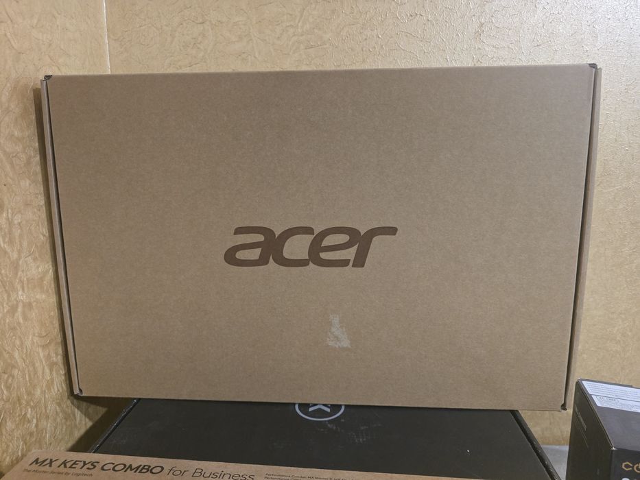 НОВ!!! Лаптоп Acer Aspire 3 A315-58-7122 с 15,6-инчов Full HD IPS екран (Intel Core i7-1165G7, 12 GB RAM,512 GB SSD,Windows 11)–AZERTY клавиатура,сив