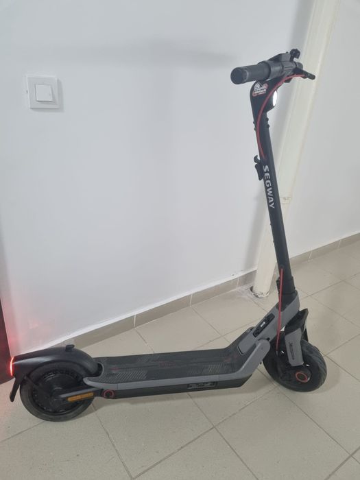 Trotineta NINEBOT E3 E cu garanție