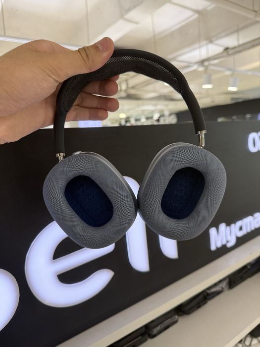 AirPods Max