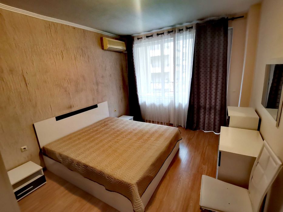Дава се под наем Двустаен апартамент в Бургас, Зорница - 65 кв.м за 459 € - Снимка #2