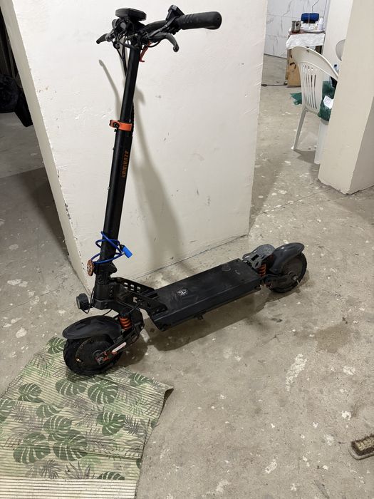 Vand kamikaze k1 max pentru piese