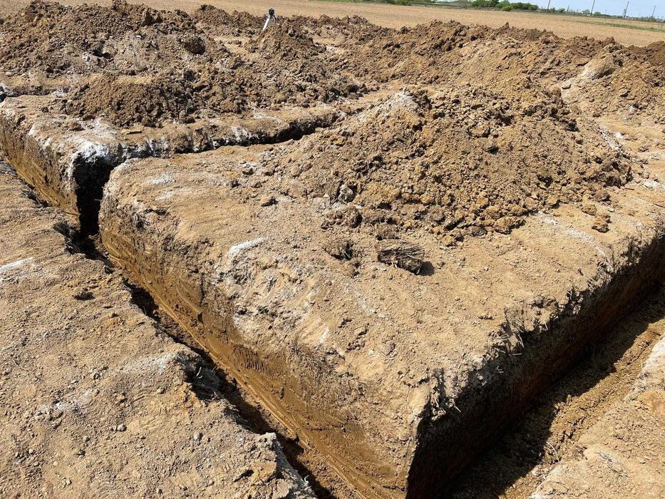 Excavări ,nivelari,terasamente fose septice