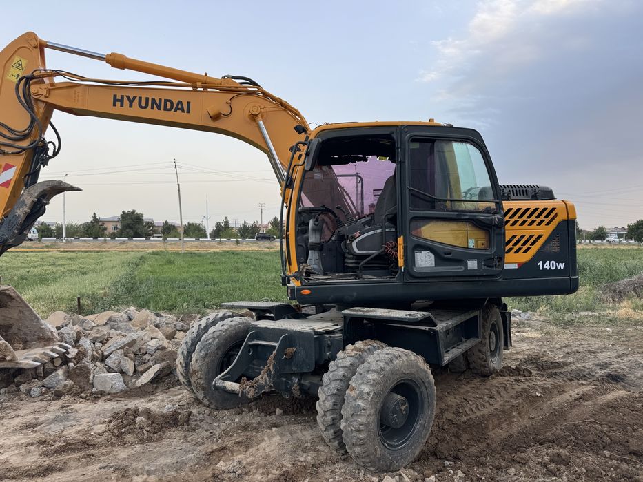 Hyundai 140w sotiladi