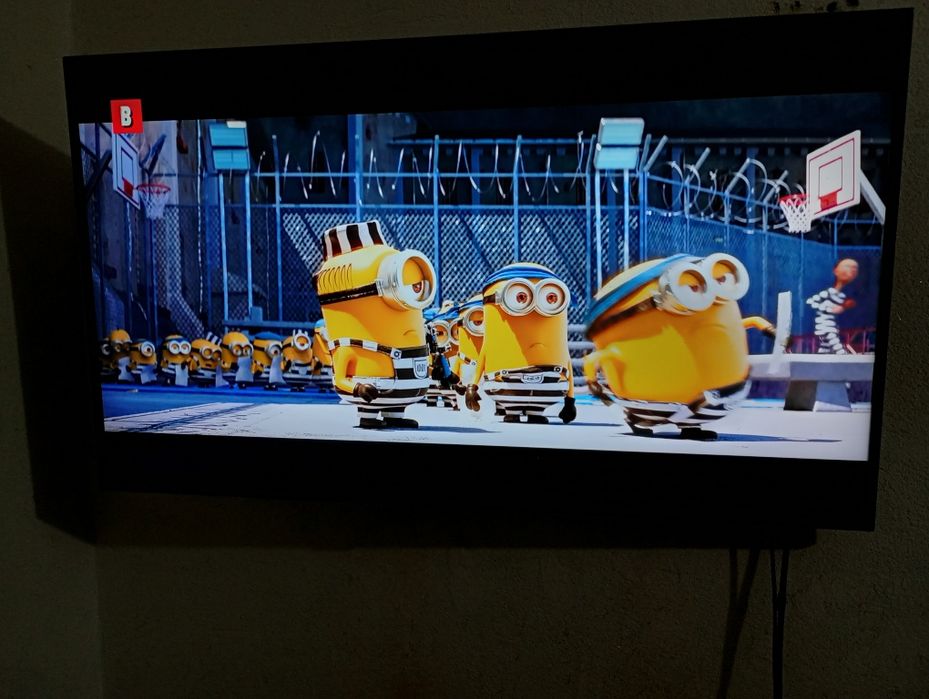 Samsung 43 дюйма 4K UHD Smart TV