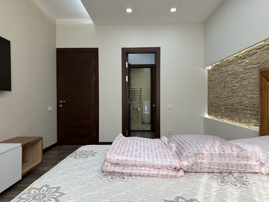 Сдам 3х ком / Ц-5 / / Лакост / Банк Ипак Йоли