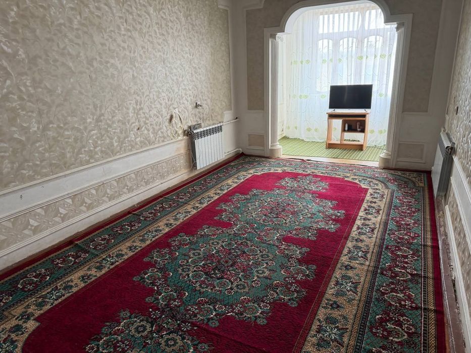 6-мкр.да жойлашган 4 хонали квартира ижарага берилади