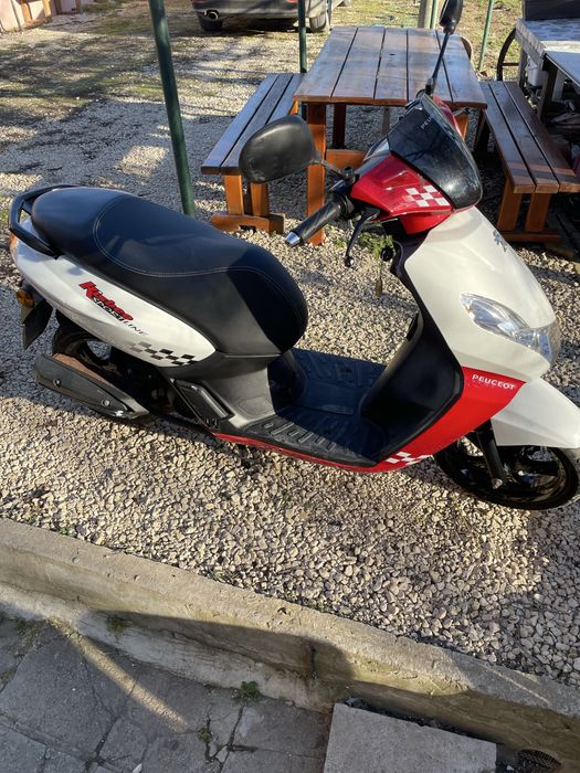 Мотор Peugeot Kisbee