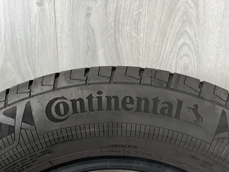 Летни гуми 225/65/16C Continental