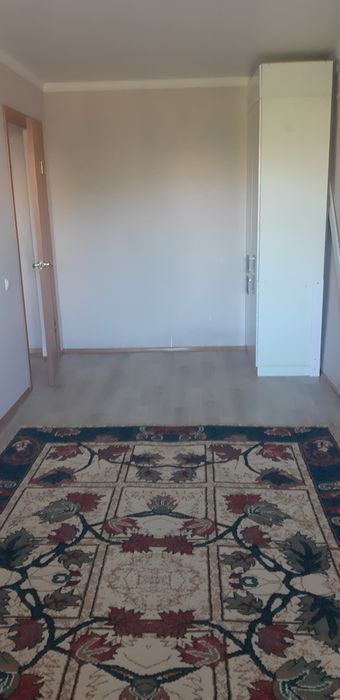 Продам двухкомн.кватиру студию.