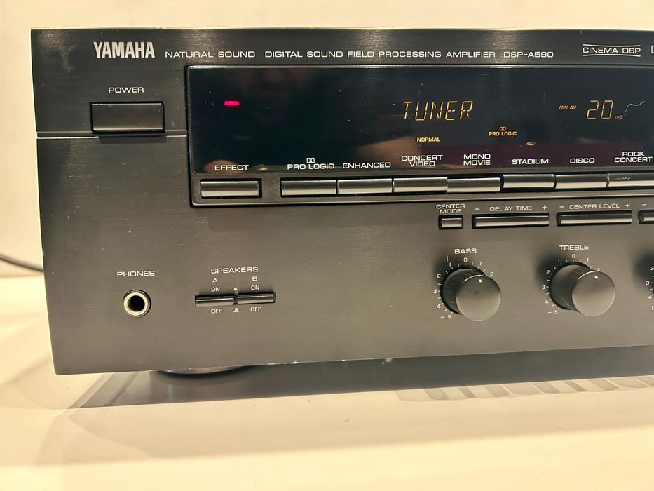 Vand amplificator Yamaha DSP-A590
