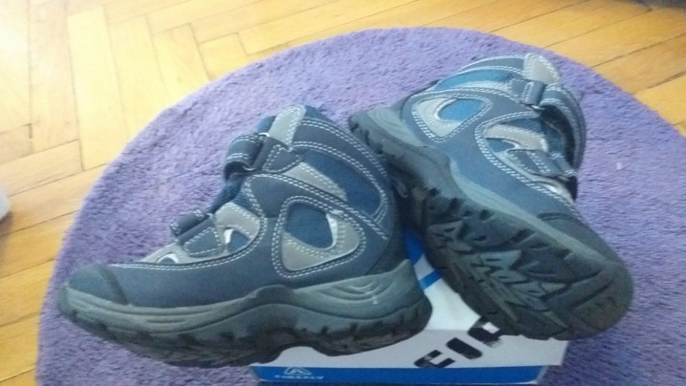 Детски оригинални сандали Найк размер 30- 60лв