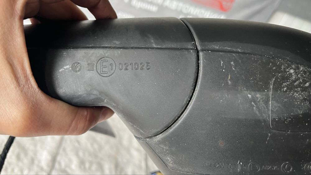 Ляво огледало VW Touran 2010г