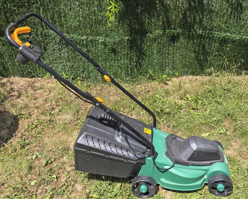 Masina electrica de tuns gazon M3E1032G, 1000W, sac colector 27L