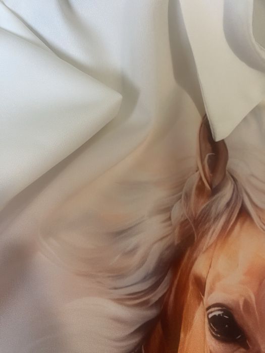 Дамска риза бяла с принт