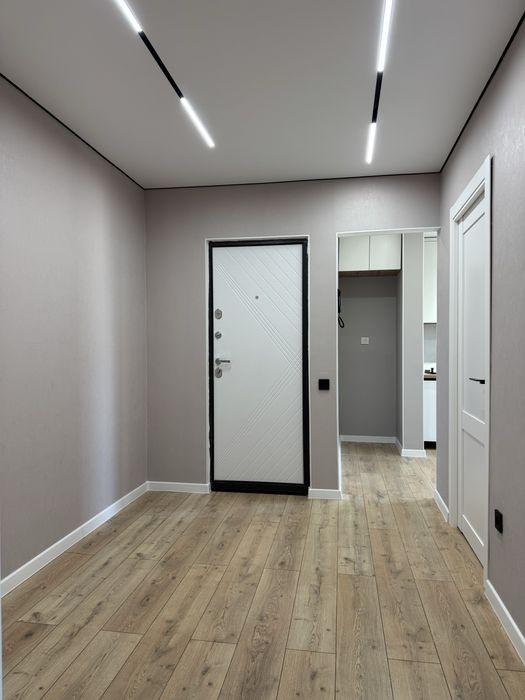 Продам 3к кв бц Мир 3эт из 9