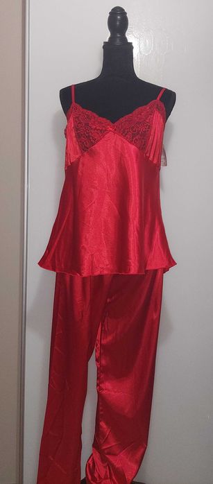 Pijama satin 2XL NOU cu etichetă roșie/furou pantaloni lungi