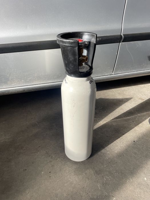 Бутилка за CO2/ ЦО2 / бутилка за телоподаващ апарат