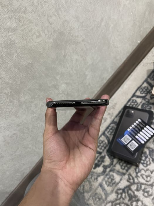 iPhone 11 Pro Max 256GB IDEAL korobka document