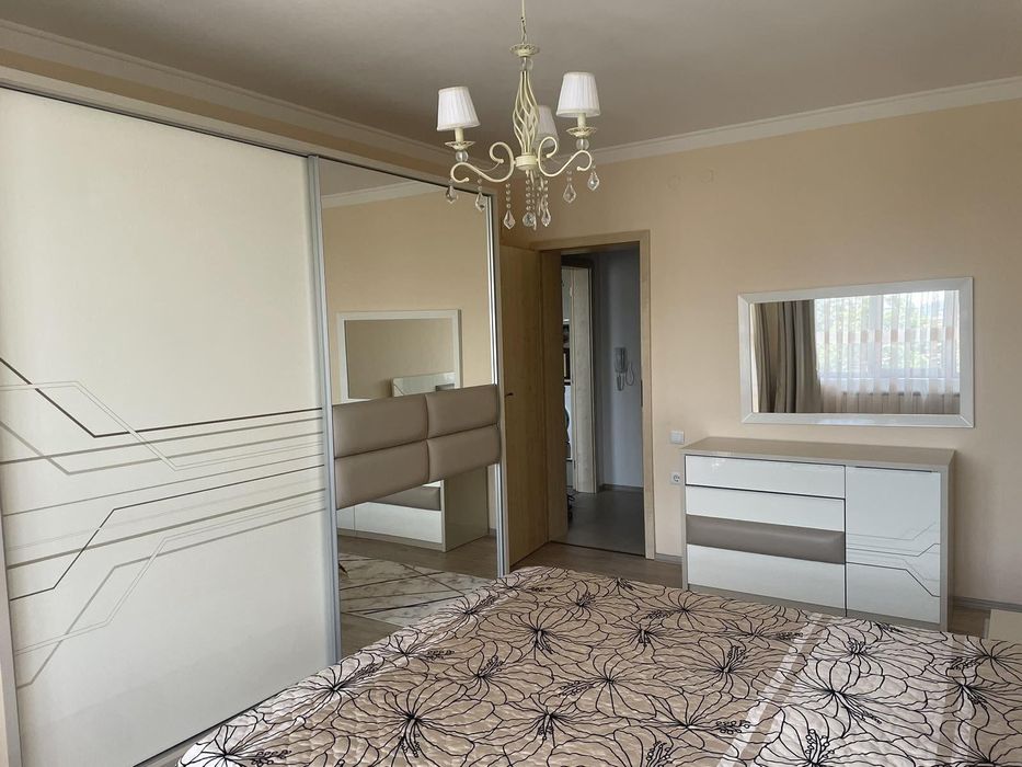 Дава се под наем Двустаен апартамент в Пловдив, Център - 70 кв.м за 648.21 € - Снимка #6