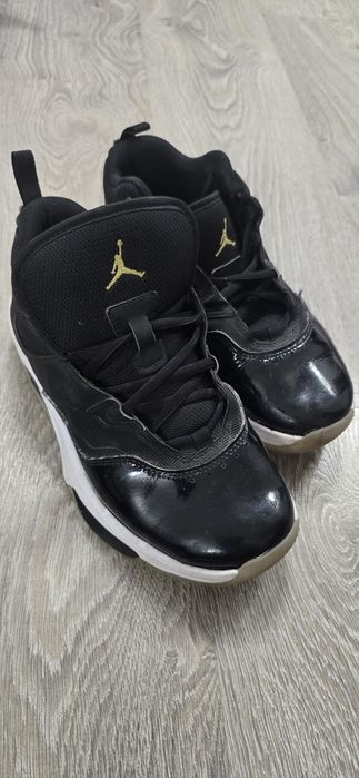 Adidași Jordan nr 39 Folosiți
