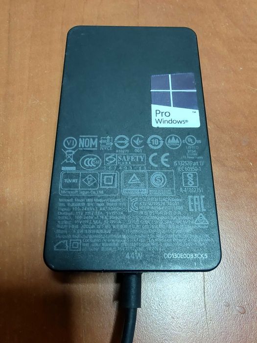 Adaptor alimentator tableta Microsoft Surface 1800 44W 15V-2.58A 5V-1A