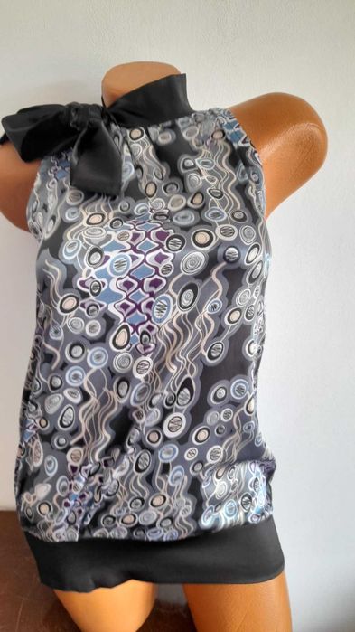 Bluze  fără mâneci - bluza satinată Brem, imprimeu geometric, M