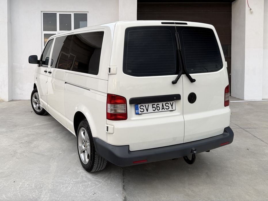 Volkswagen Caravelle T5 Lung / 2006 / 2.5 TDI / 131 CP / Automat DSG / 8 Locuri / 2 Uși Culisante