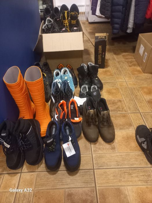 Încălțăminte de lucru