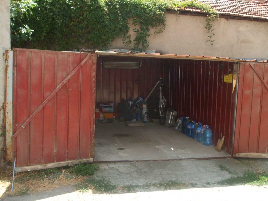 Гаражна клетка от LT ламарина