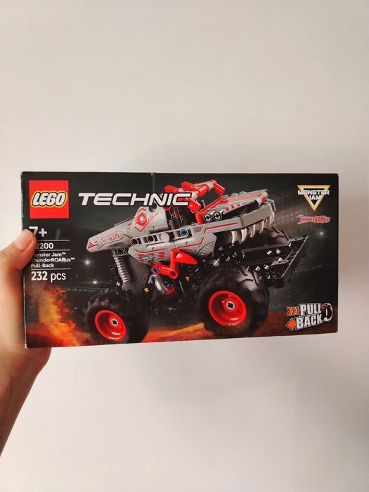 LEGO Technic 42200 Monster Jam ThunderROARus