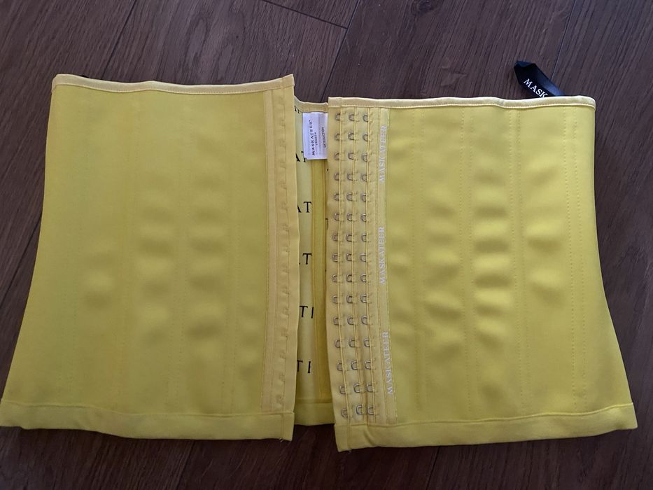 Maskaterr Couture жълт корсет