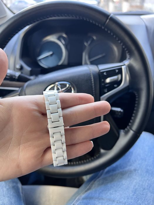 Керамические часы Fossil