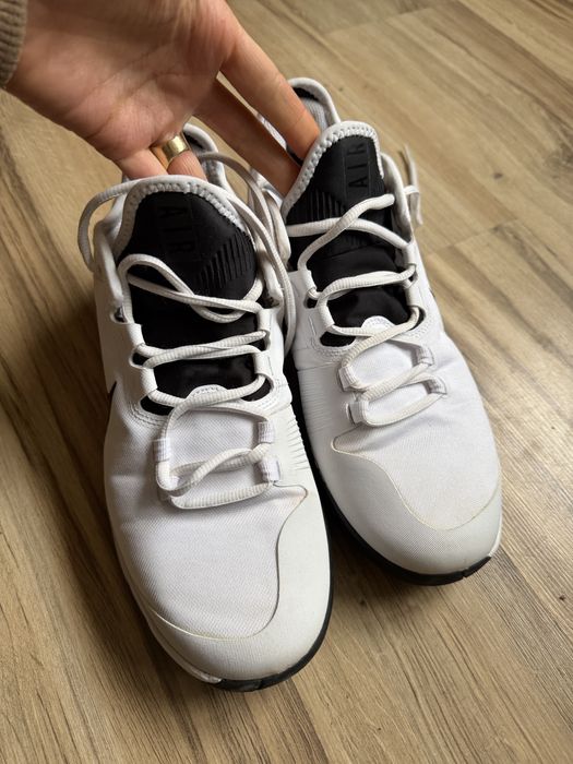 Оригинални маратонки за тенис Nike AIR MAX ! 43 н