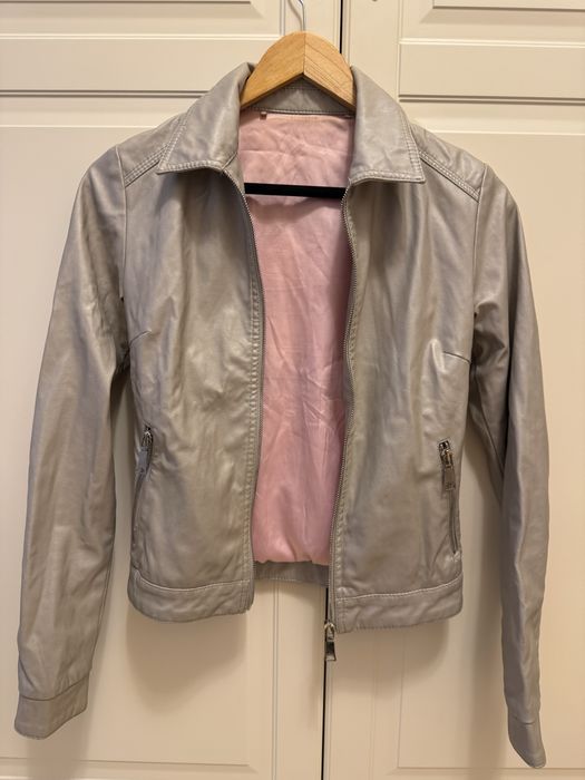 Яке кожено XS момиче