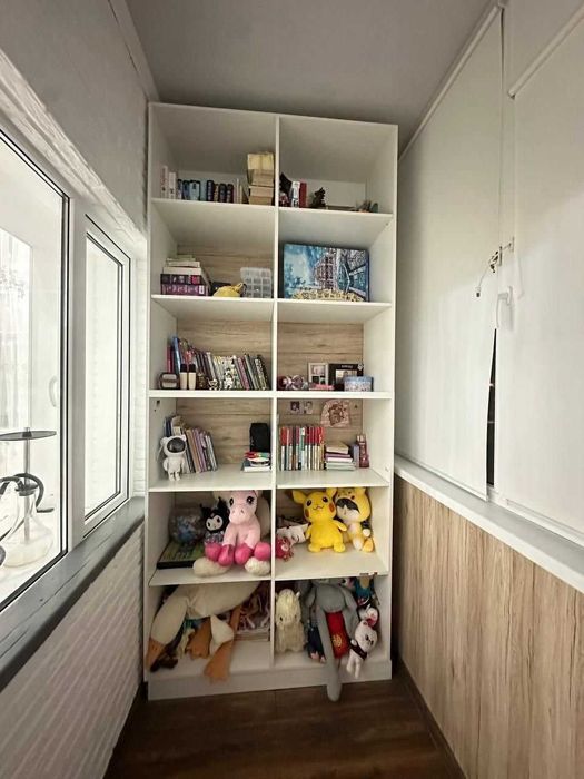 продам 2 комнатную на Шанхае