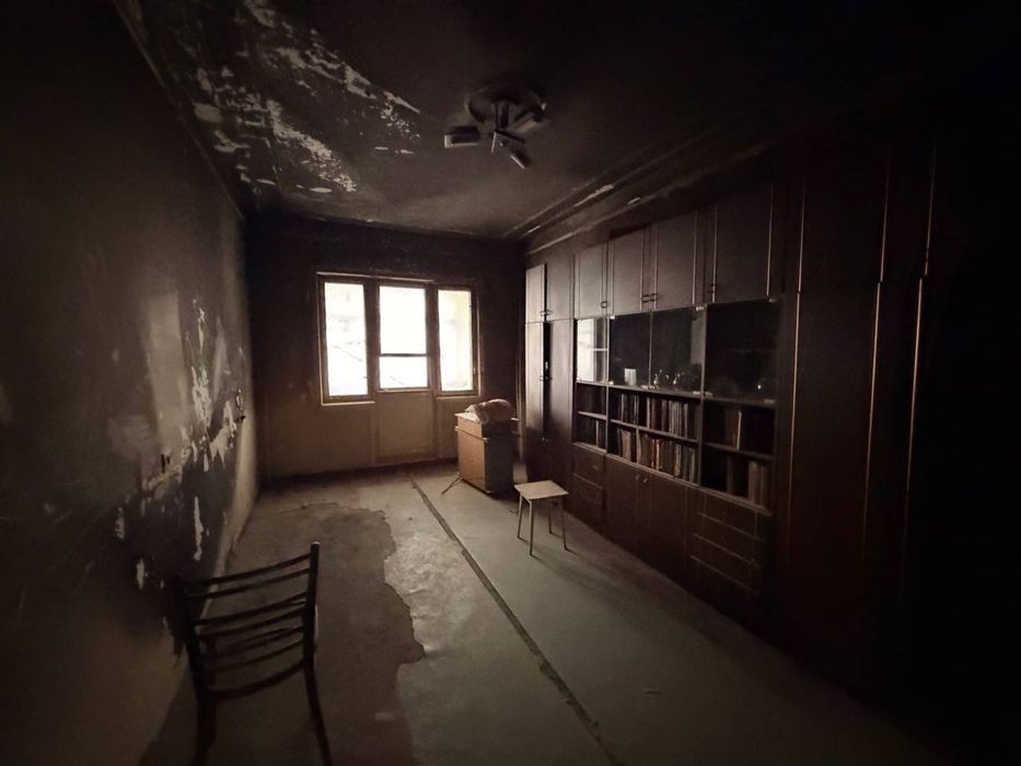 6 mikro rayon 3 xonali 86m² 4-qavat uy sotiladi