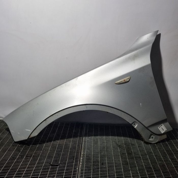 Aripa Stanga Fata BMW X3 E83 Facelift 2006 - 2010 4 Usi SILVER 354 (1458)