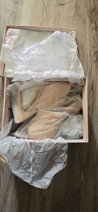 Incaltaminte Botinelli