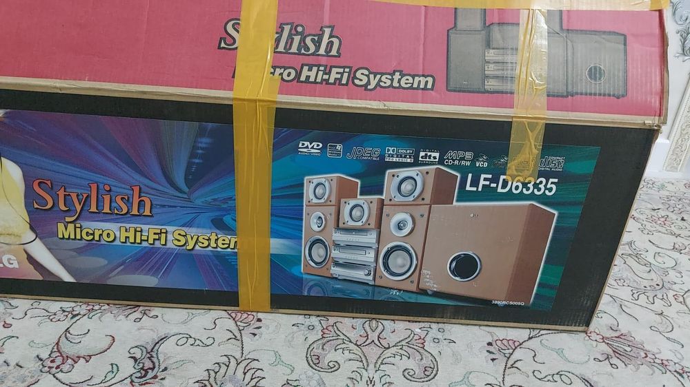 Музыкальный центр