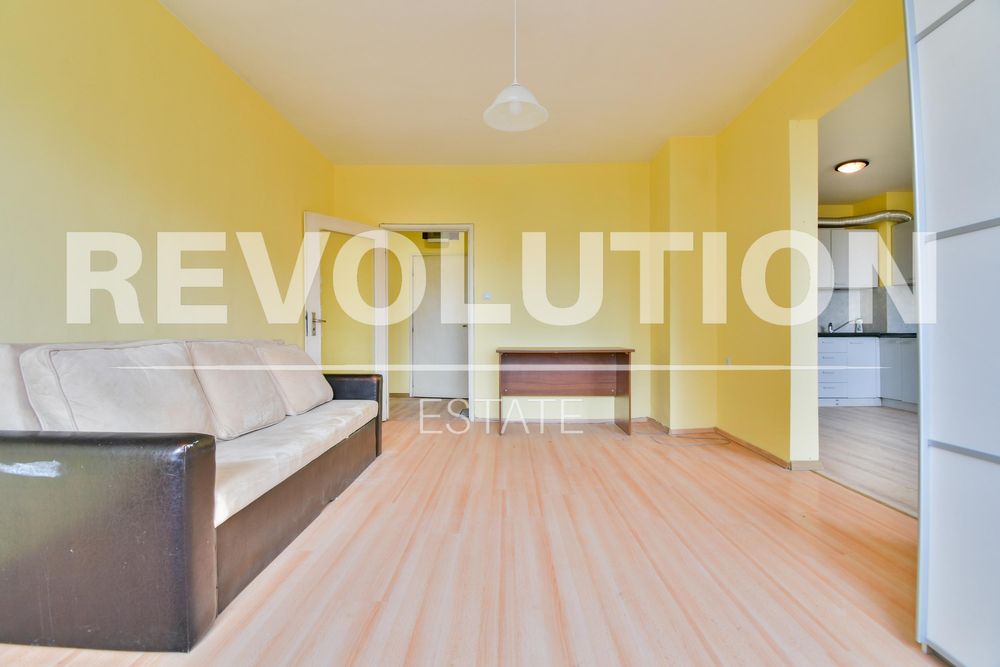 Дава се под наем Тристаен апартамент в София, Люлин 10 - 95 кв.м за 415 € - Снимка #1