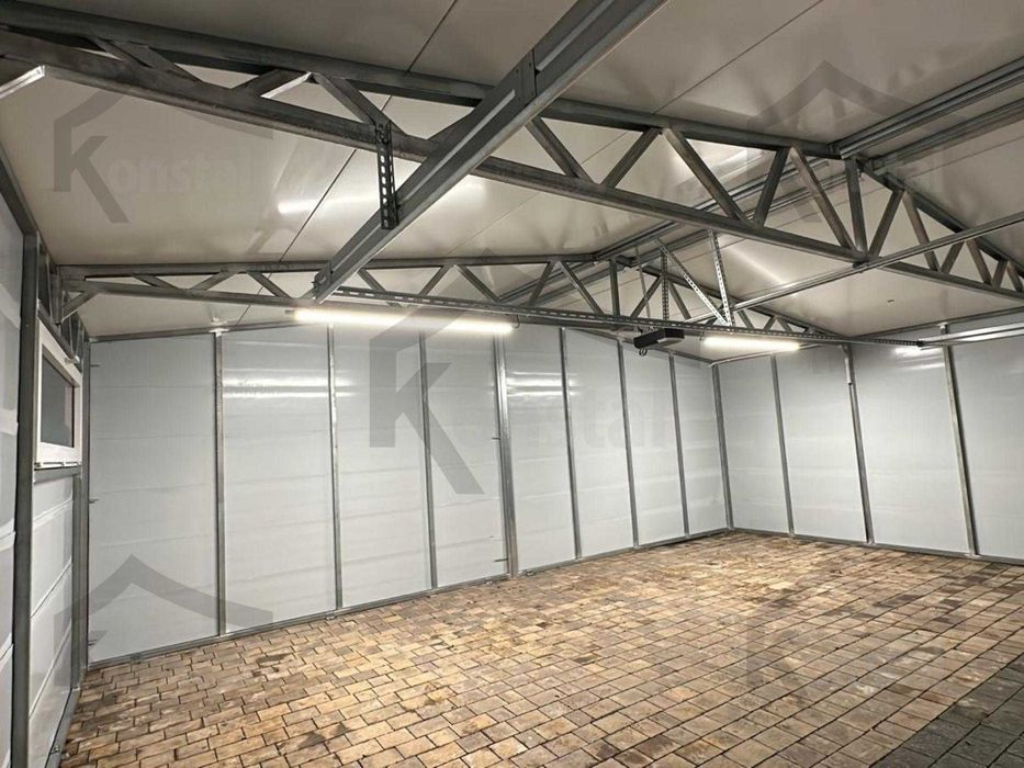 Garaj izolat 7x5,5 TERMOLINE-ULTRA + streașină 0,5 m + lamele